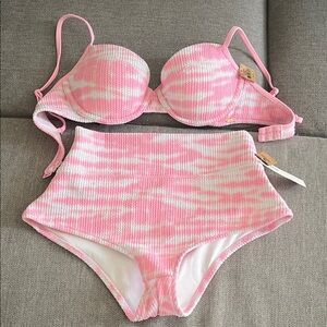PINK Victoria's Secret Textured Pink and White Swimwear